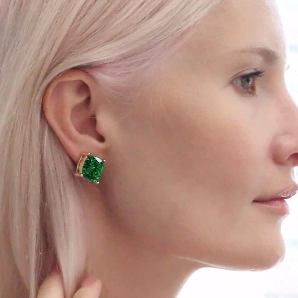 New square stud earrings - Picture 3 of 12